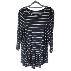 24/7 Maurices plus size stripe scoop neck top size 1